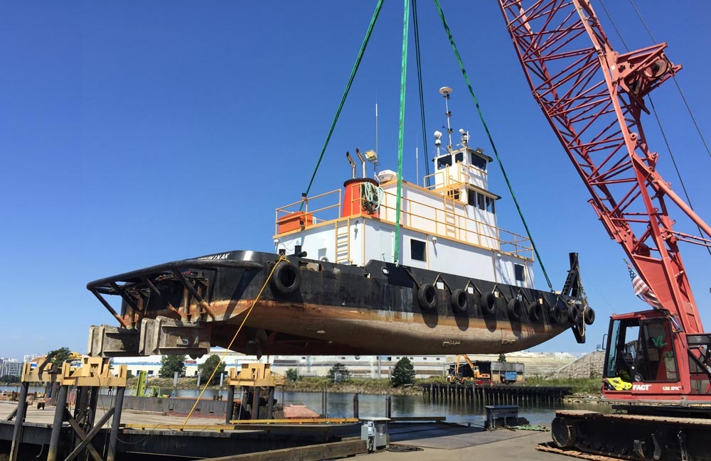 Terminal-and-freight-services-Boyer